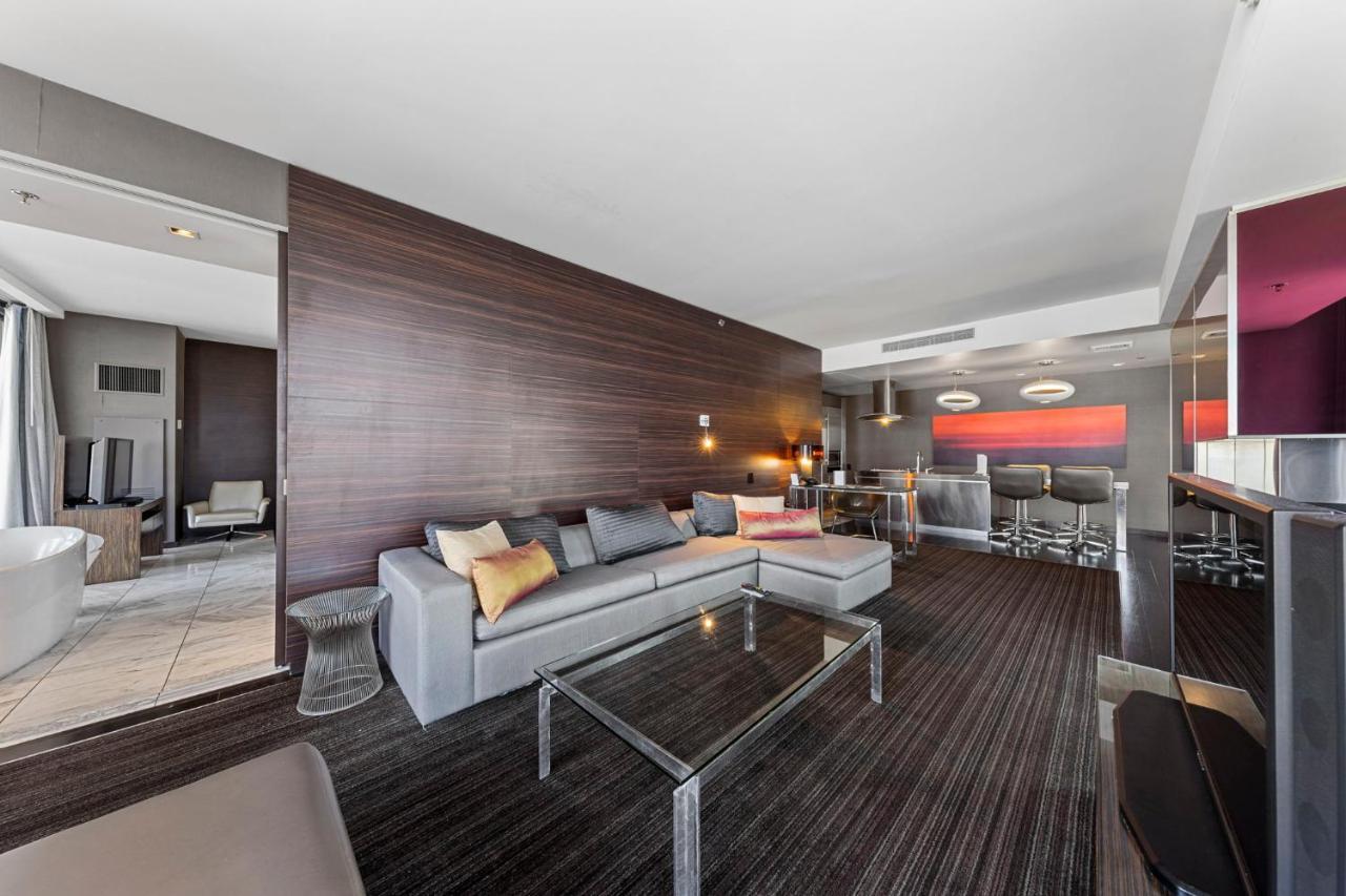 Huge Modern Luxury 17 Floor Panoramic Corner Suite With Open Balcony Las Vegas Kültér fotó