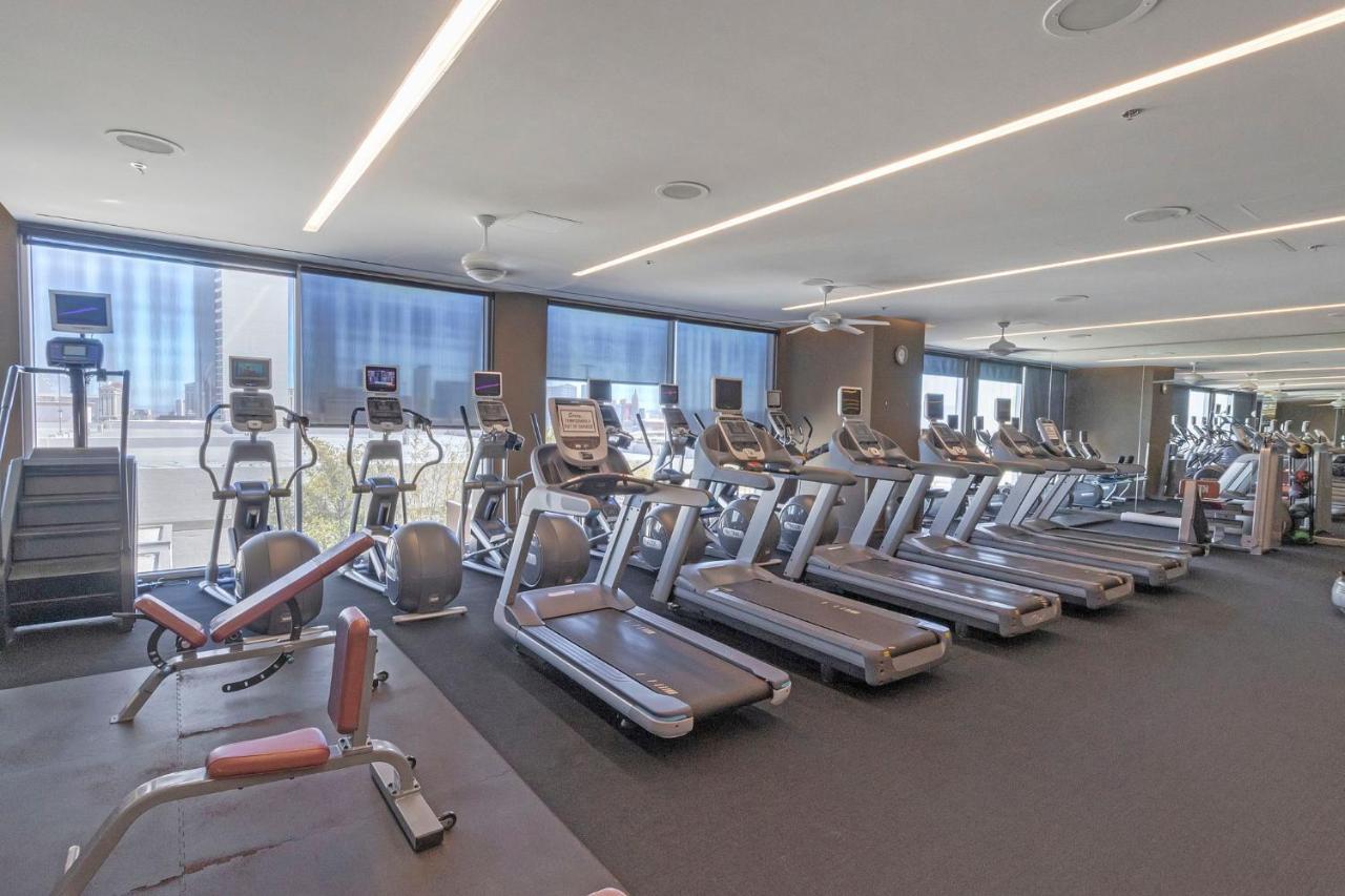 Huge Modern Luxury 17 Floor Panoramic Corner Suite With Open Balcony Las Vegas Kültér fotó