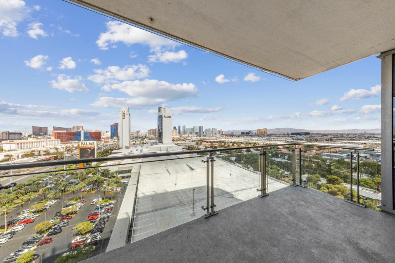 Huge Modern Luxury 17 Floor Panoramic Corner Suite With Open Balcony Las Vegas Kültér fotó